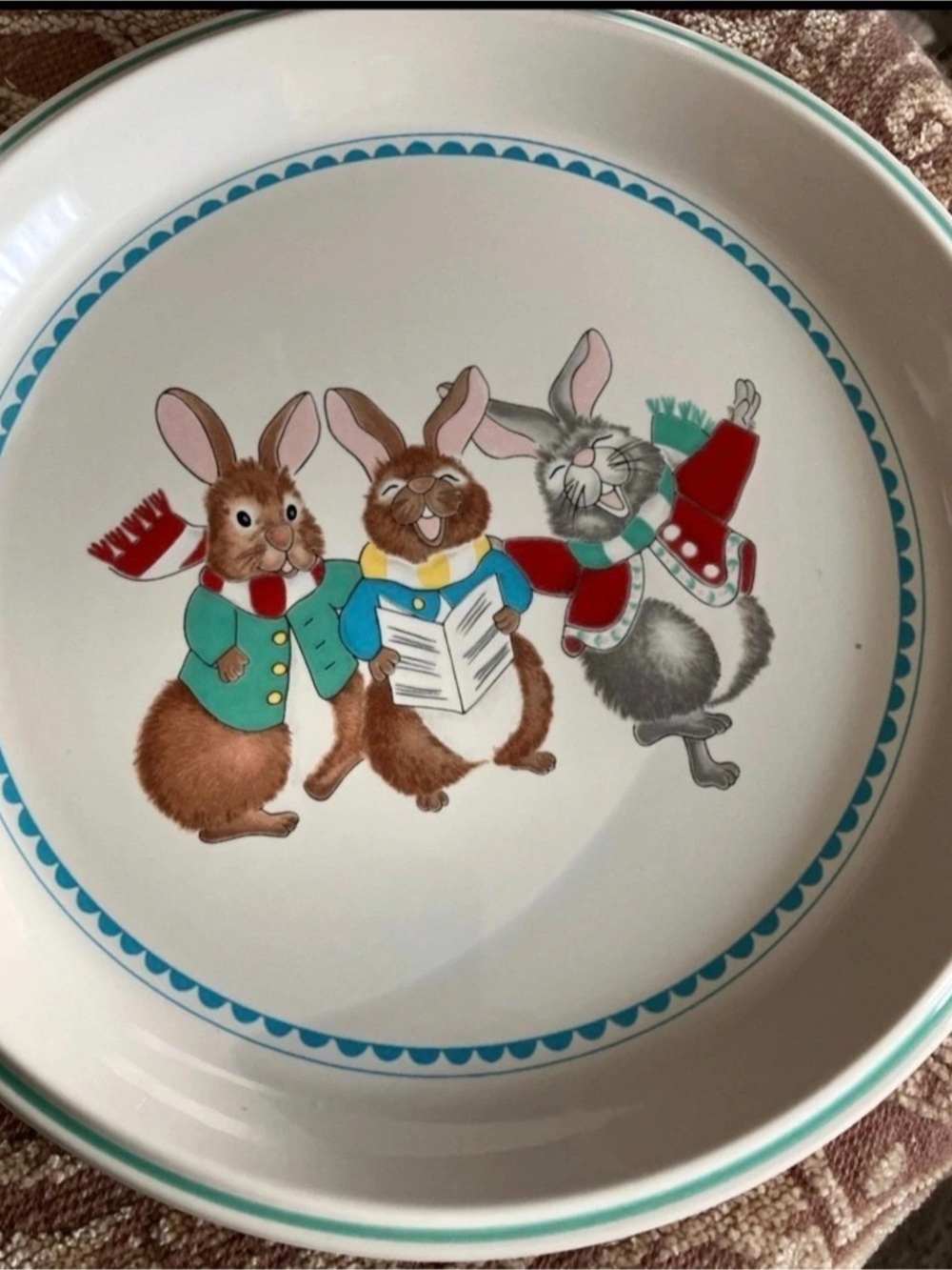 MIKASA Do-Re-Mi CC008 Dinnerware Set / Bowl and Plate Rabbit Plate and Bowl Set
